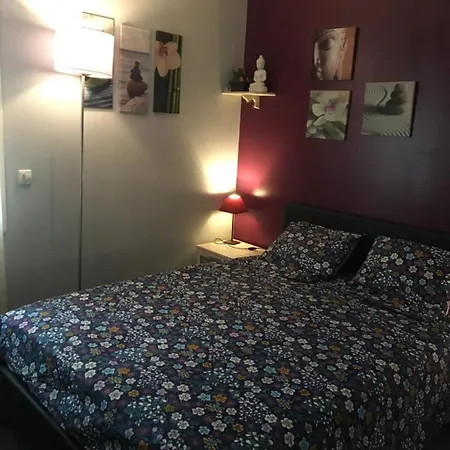 Du Clos Ménil