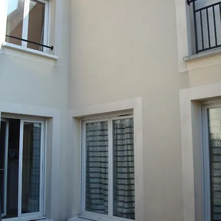 Du Clos Menil Отель типа 